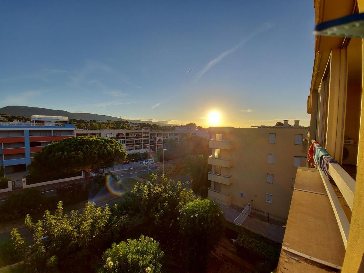 Апартаменти T2-Clim-Fibre-Garage 2,30 X 4,95 X 1,90 A La Faviere Борм-ле-Мімоза Екстер'єр фото